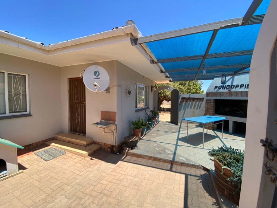 3 Bedroom Property for Sale in Vanrhynsdorp Western Cape